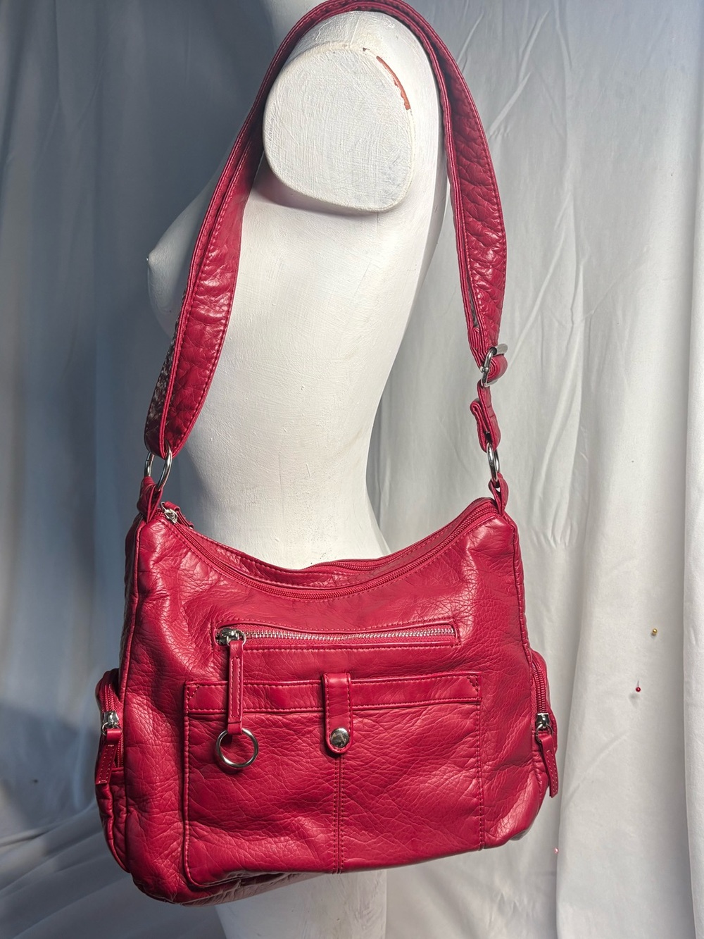 BUENO Red Shoulder Bag - small Women's Everyday Carry